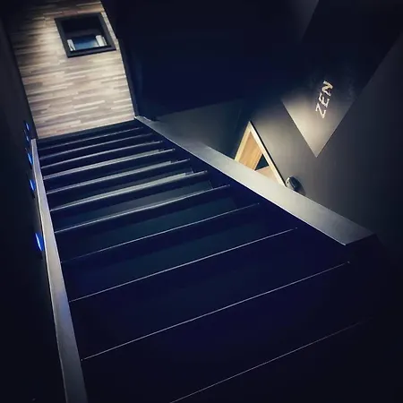 بيت ضيافة Zen Obscure Elegant Bois D'havre مونس