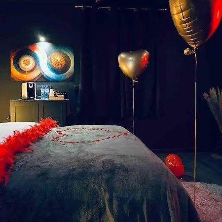 Pensjonat Zen Mons Chambre Cosy Et Moderne 3*